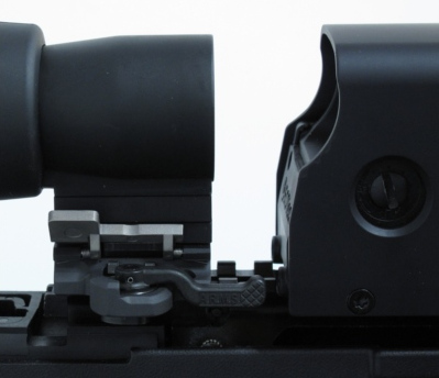 Gen.2 EOTech magnifier mount lever